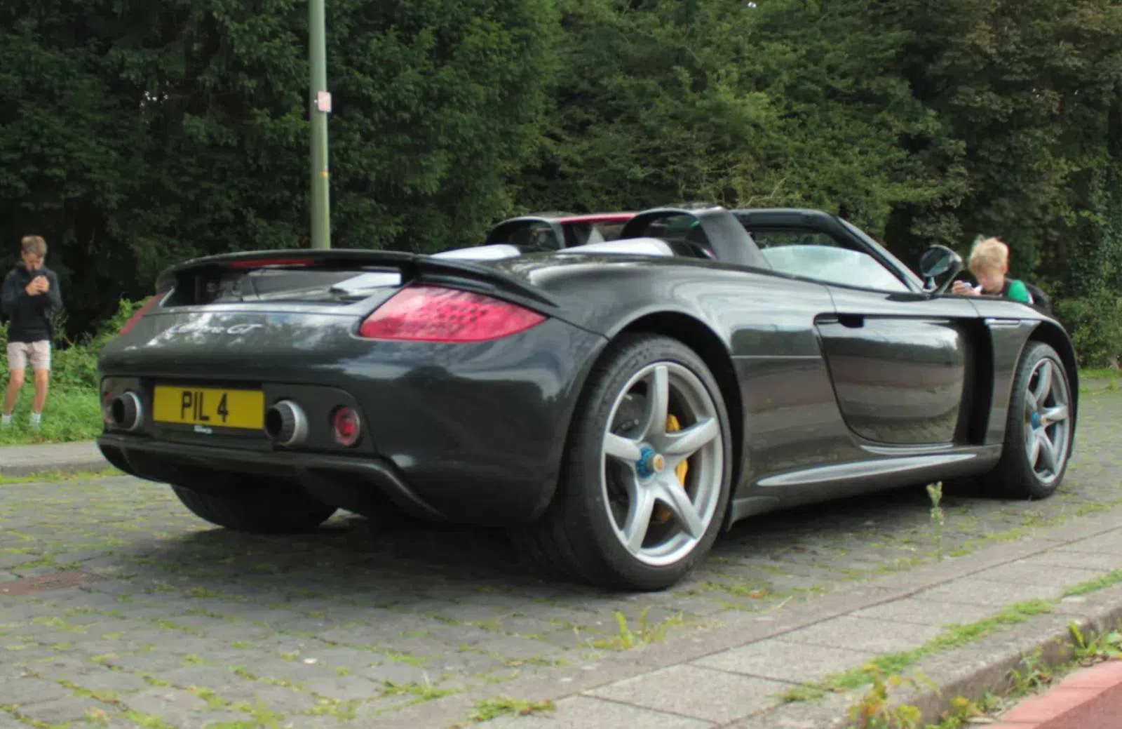 Spot vd week Porsche Carrera GT